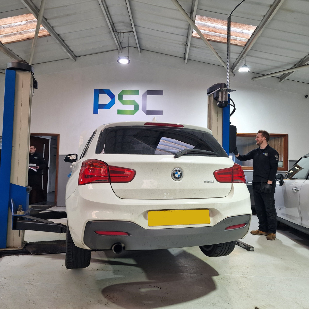 BMW 3 SERIES - F30, F31, F34, F35 [2011-2017] - Oil & Filter Service with Microfilter, Air Filter and either Spark Plugs (Petrol) or Fuel Filter (Diesel)