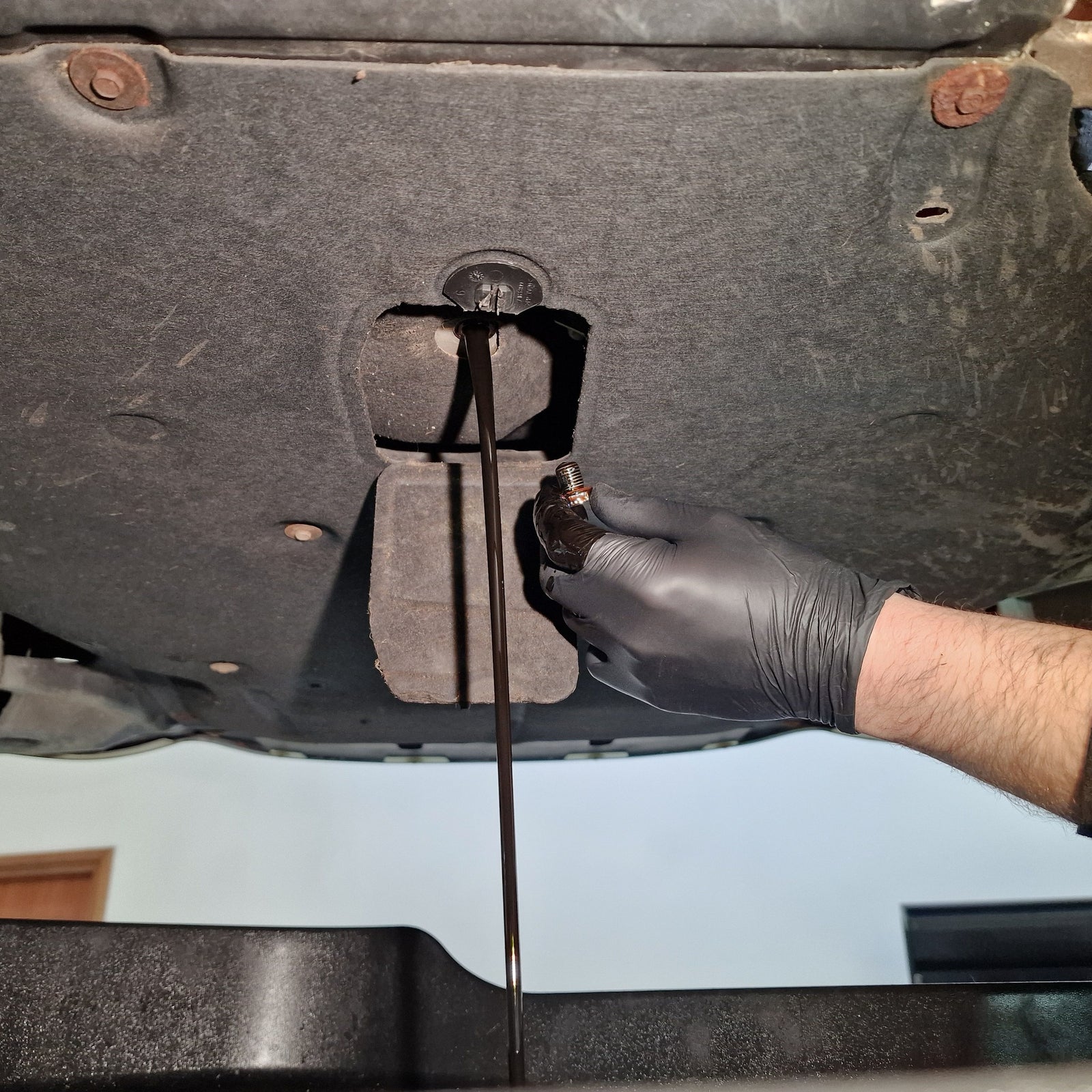 BMW 3 SERIES - F30, F31, F34, F35 [2011-2017] - Oil & Filter Service with Microfilter, Air Filter and either Spark Plugs (Petrol) or Fuel Filter (Diesel)